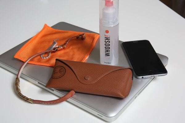 WHOOSH Screen Shine น้ำยาทำความสะอาด สำหรับหน้าจอ Pocket  8ml / Go XL 100ml