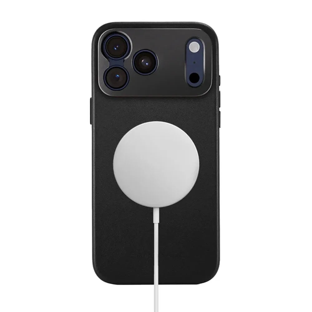 Sandmarc Pro Leather Case เคสกันกระแทกสำหรับ iPhone 17 Air / 17 Pro / 17 Pro Max สี Black