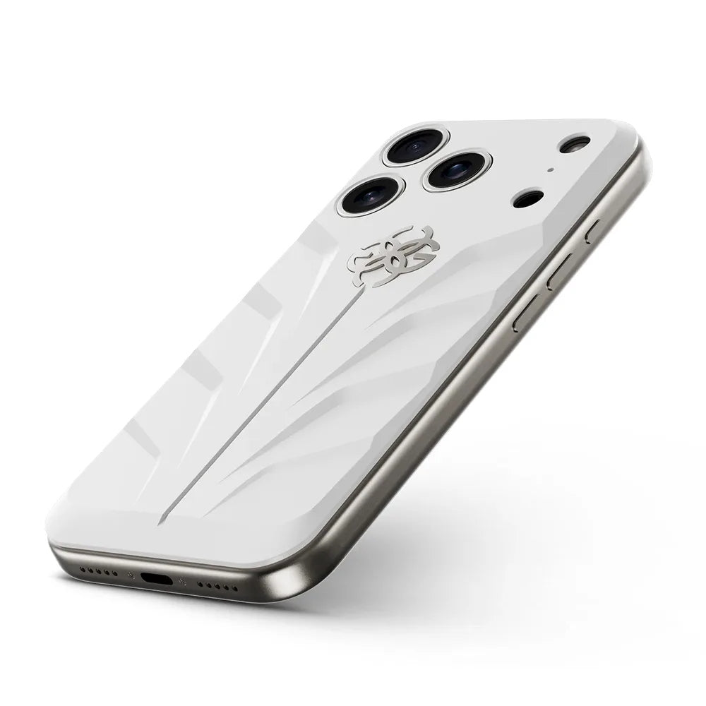 Golden Concept RSR17 Magnetic Shield แผ่นหลังเคสยาง FKM สำหรับ iPhone 17 Pro /17 Pro Max - สี Daytona White