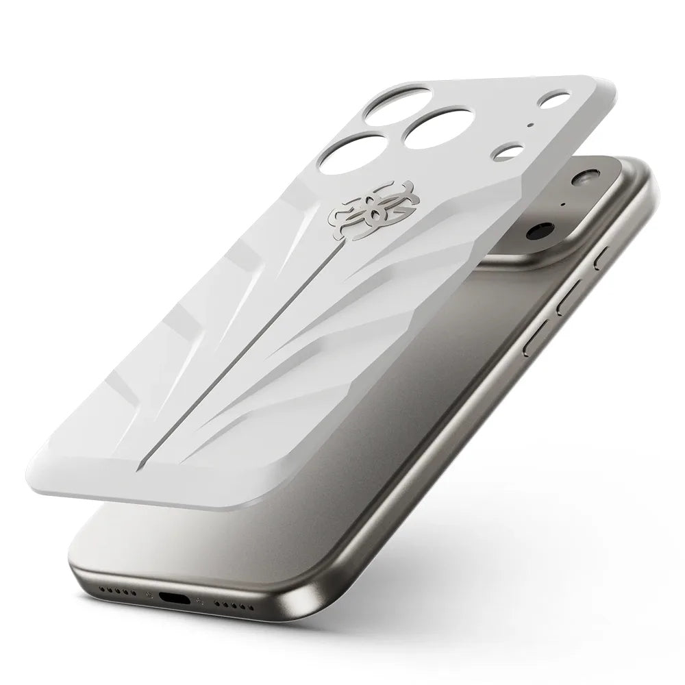 Golden Concept RSR17 Magnetic Shield แผ่นหลังเคสยาง FKM สำหรับ iPhone 17 Pro /17 Pro Max - สี Daytona White