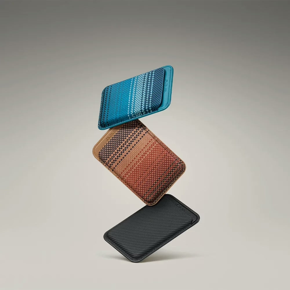 Pitaka Magnetic Woven Wallet – ที่เก็บบัตรติดหลังมือถือ