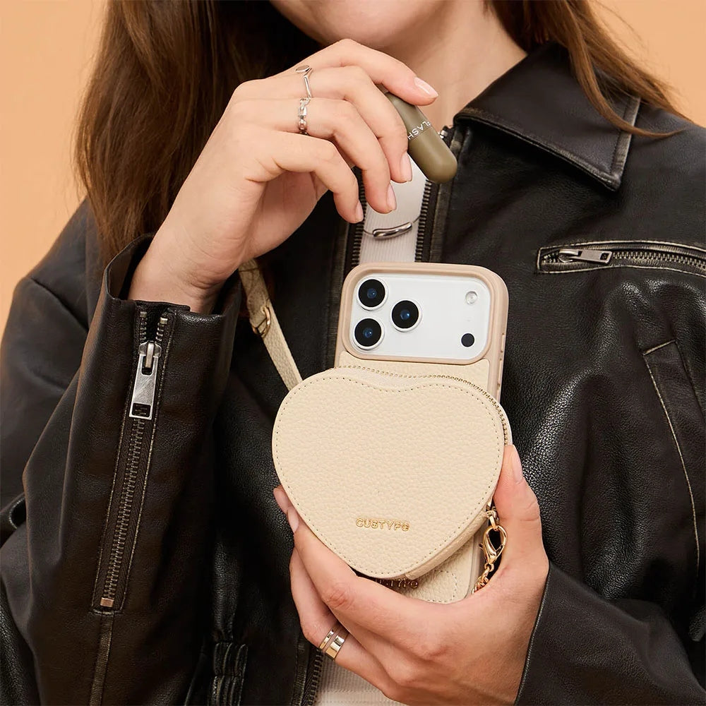 Custype Leather Case with Heart Pouch เคสกันกระแทกสำหรับ iPhone 17 Pro / 17 Pro Max