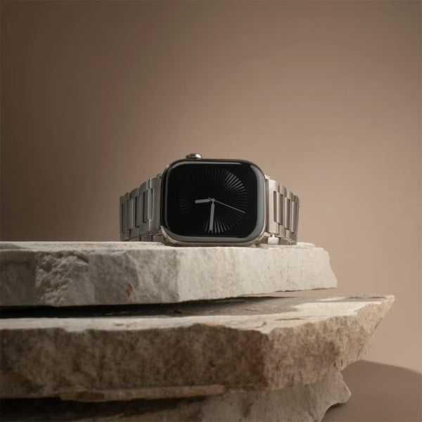 Sandmarc Titanium (Grade 2) สายนาฬิกา สำหรับ Apple Watch Series 10 ขนาด 42/45/46mm