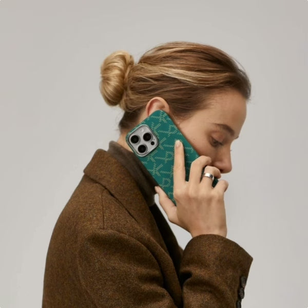 Pitaka PTK Monogram (Tactile Woven) เคสเส้นใยอะรามิดบางเบา สำหรับ 16 Pro / 16 Pro Max