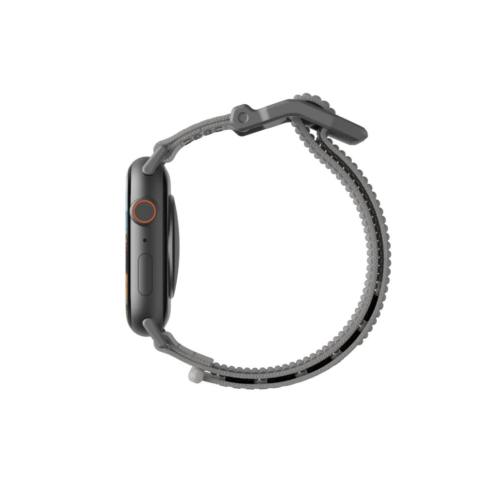 UAG Active สายนาฬิกาสำหรับ Apple Watch 42/44/45/49mm - สี Titanium